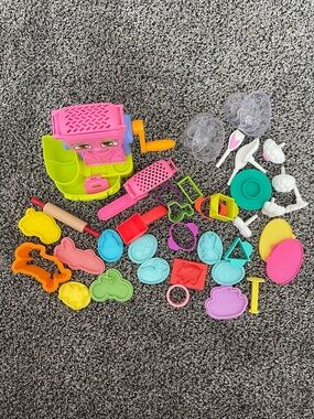Play-Doh Lot
